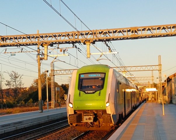 Gite in treno verso laghi, parchi e borghi