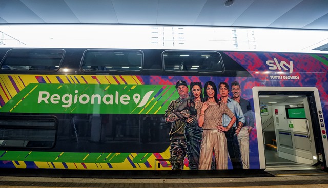X Factor sui binari del Regionale.